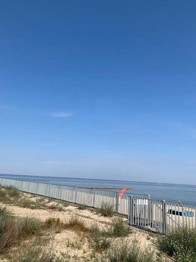 Ive'S Gardenia Seaside Apartment Dziwnow Bagian luar foto