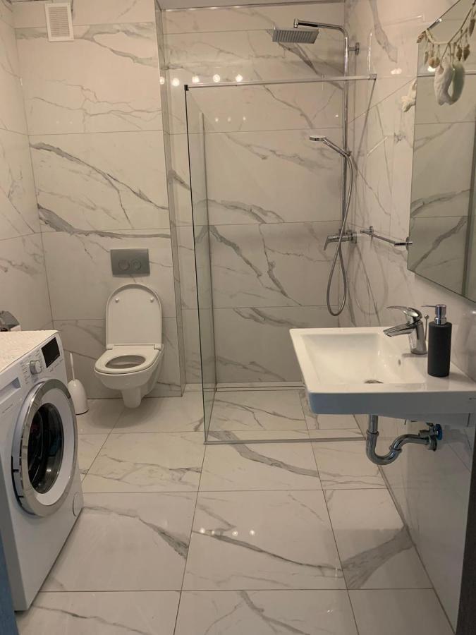 Ive'S Gardenia Seaside Apartment Dziwnow Bagian luar foto
